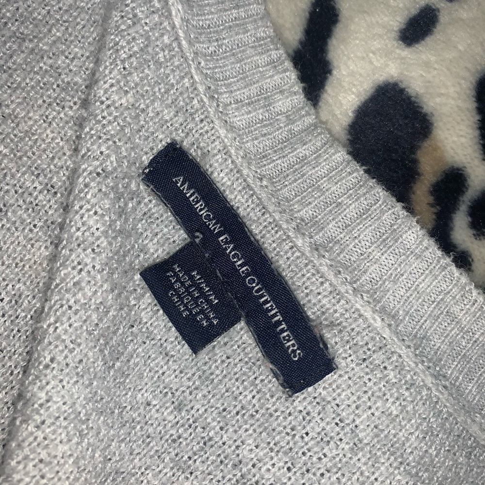 American Eagle Sweater